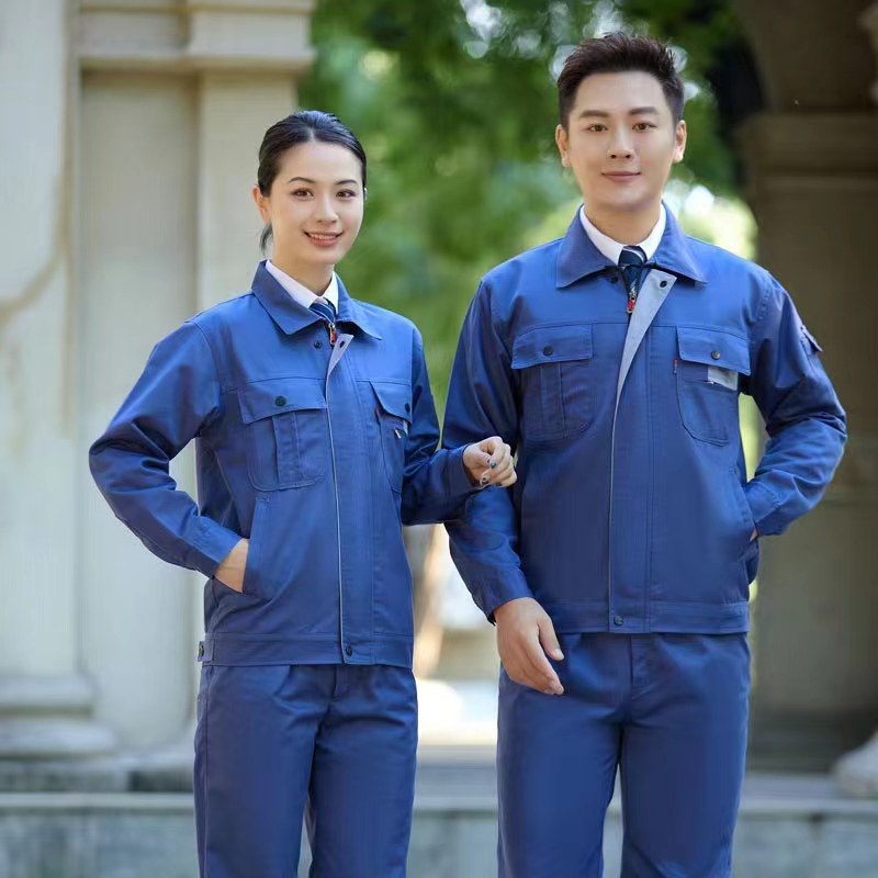 天絲面料和純棉面料的工作服，哪個(gè)更適合夏季？